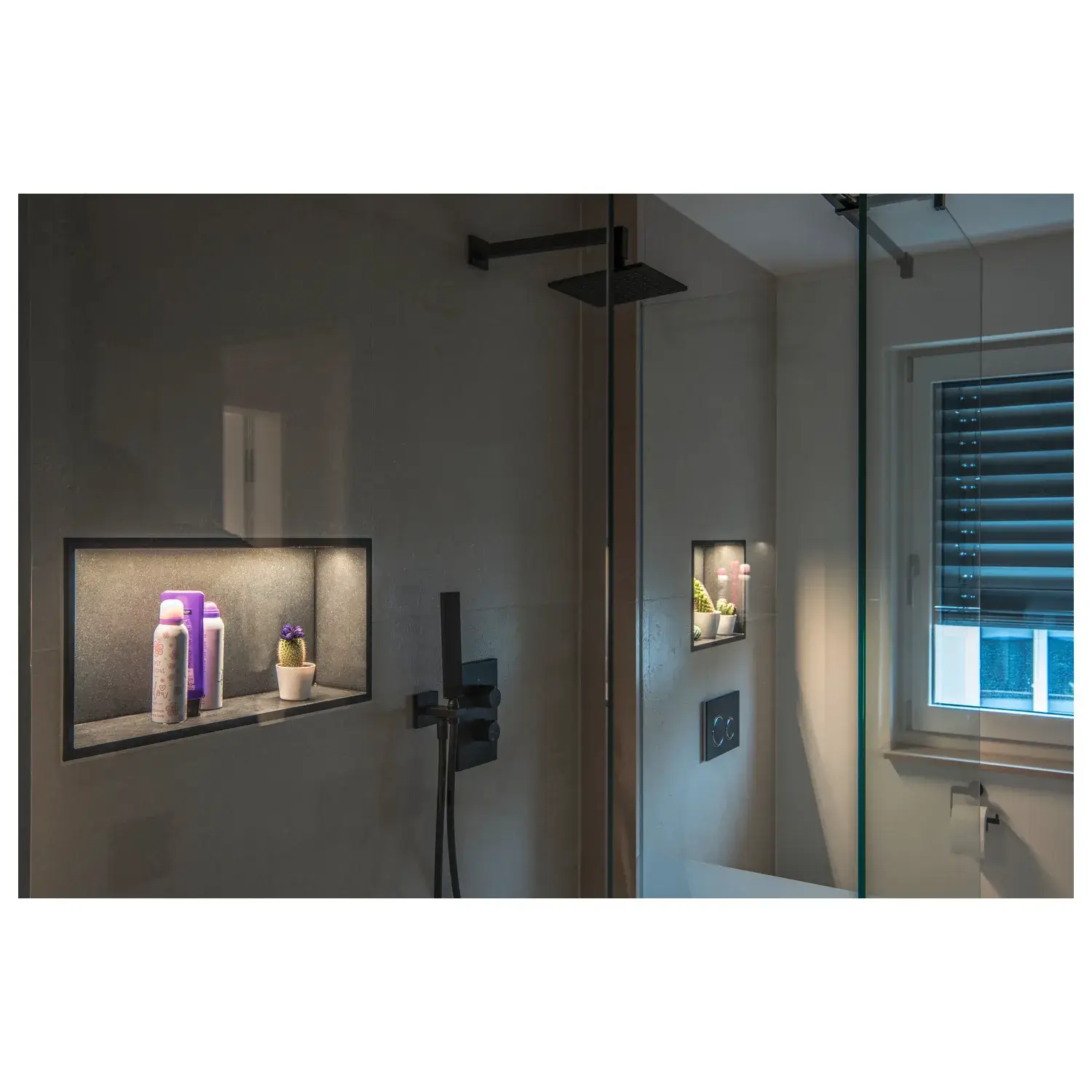 GRAZIA IP FLEXSTRIP, 24 V 3360 lm IP55 3000 K