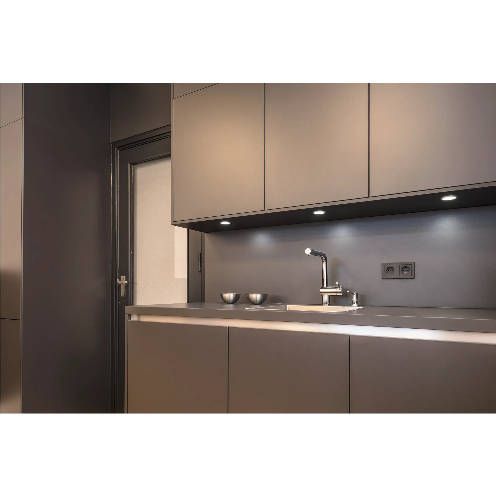 DL 126 LED, downlight, rond, geborsteld metaal, warm wit, 12 V