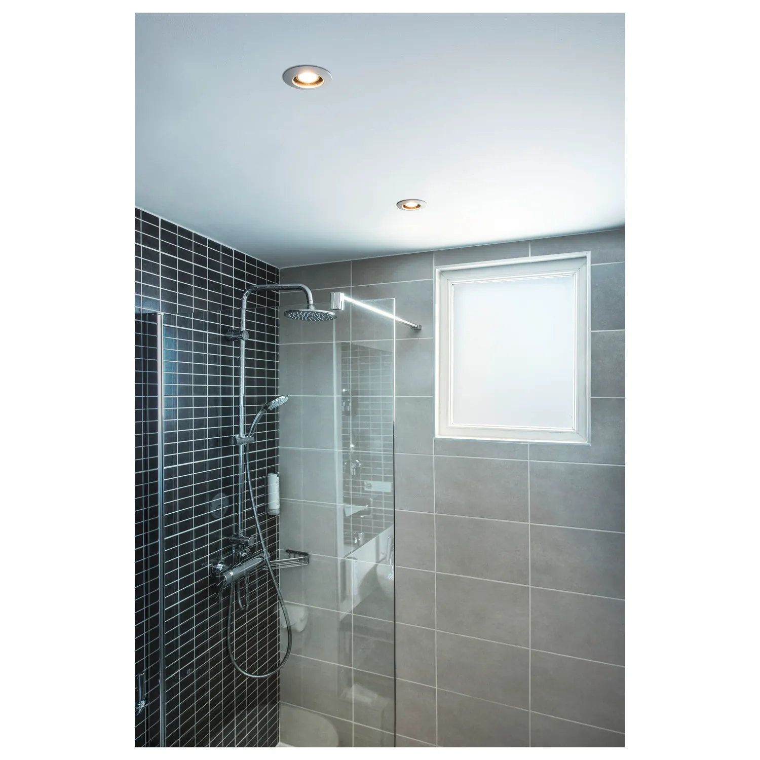 VARU QPAR51 DL, plafondinbouwarmatuur voor buiten, zwart/wit, IP20/65