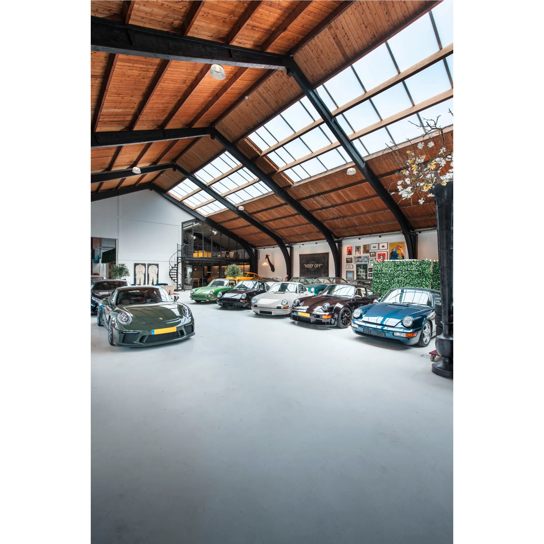 HIGHBAY V 330, 100/120/170/200W 840 90°