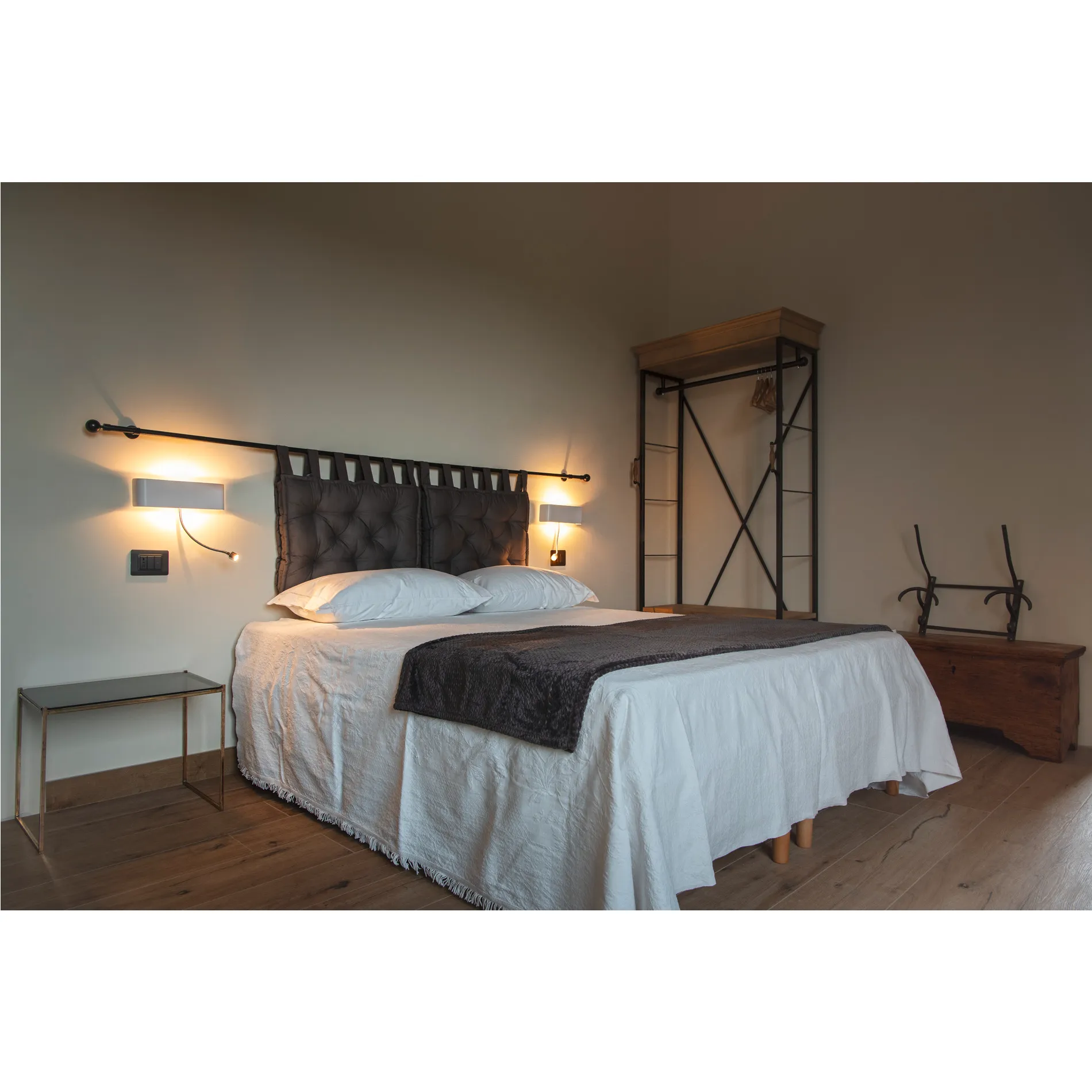 MOLAT E27 Outdoor plafondlamp, antraciet, max. 60W, IP44