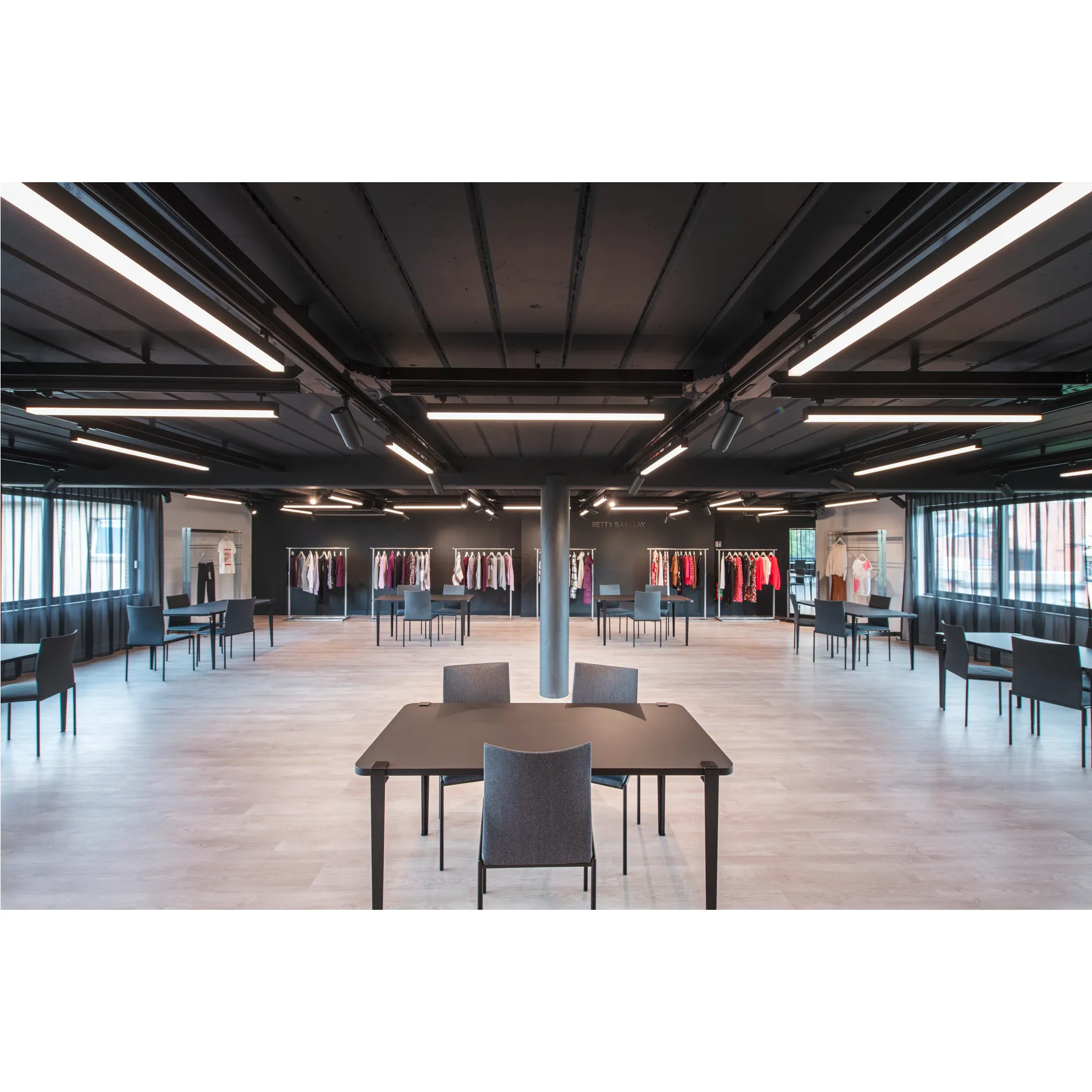 SIGHT TRACK DALI, 3-fase spot zwart CCT