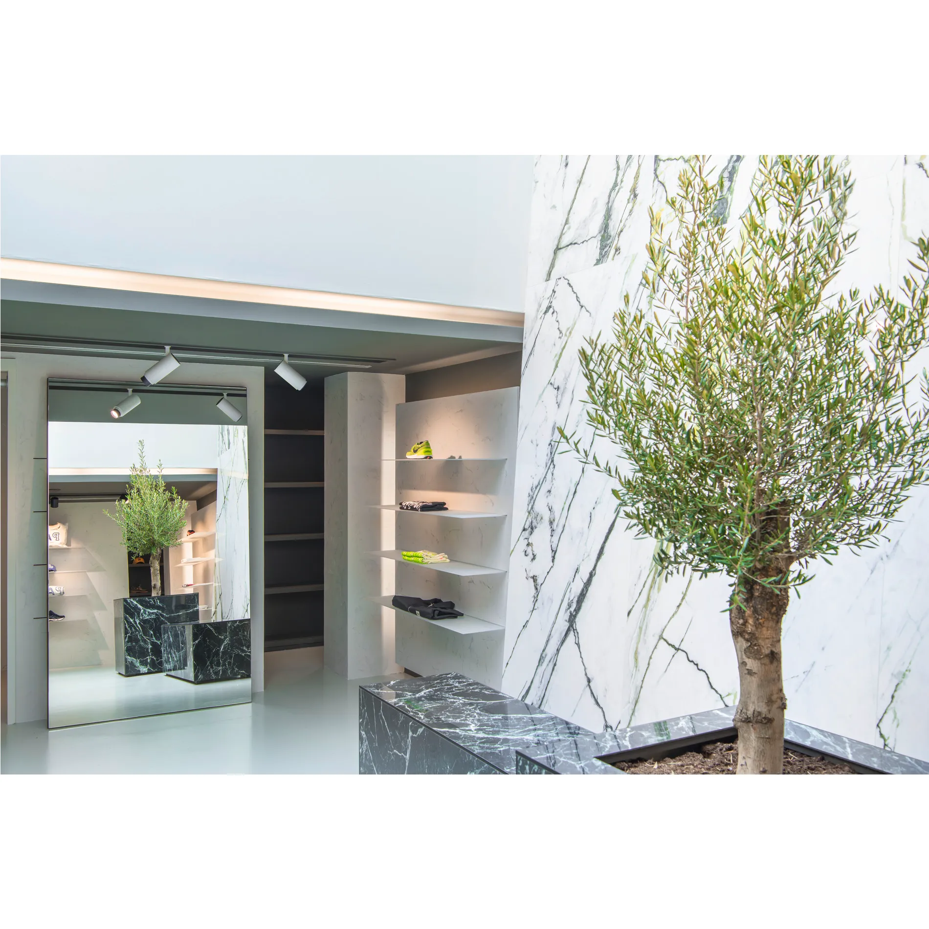 NUMINOS® ZOOM M DALI, 3-fase spot wit 20W 4000K 15-60°