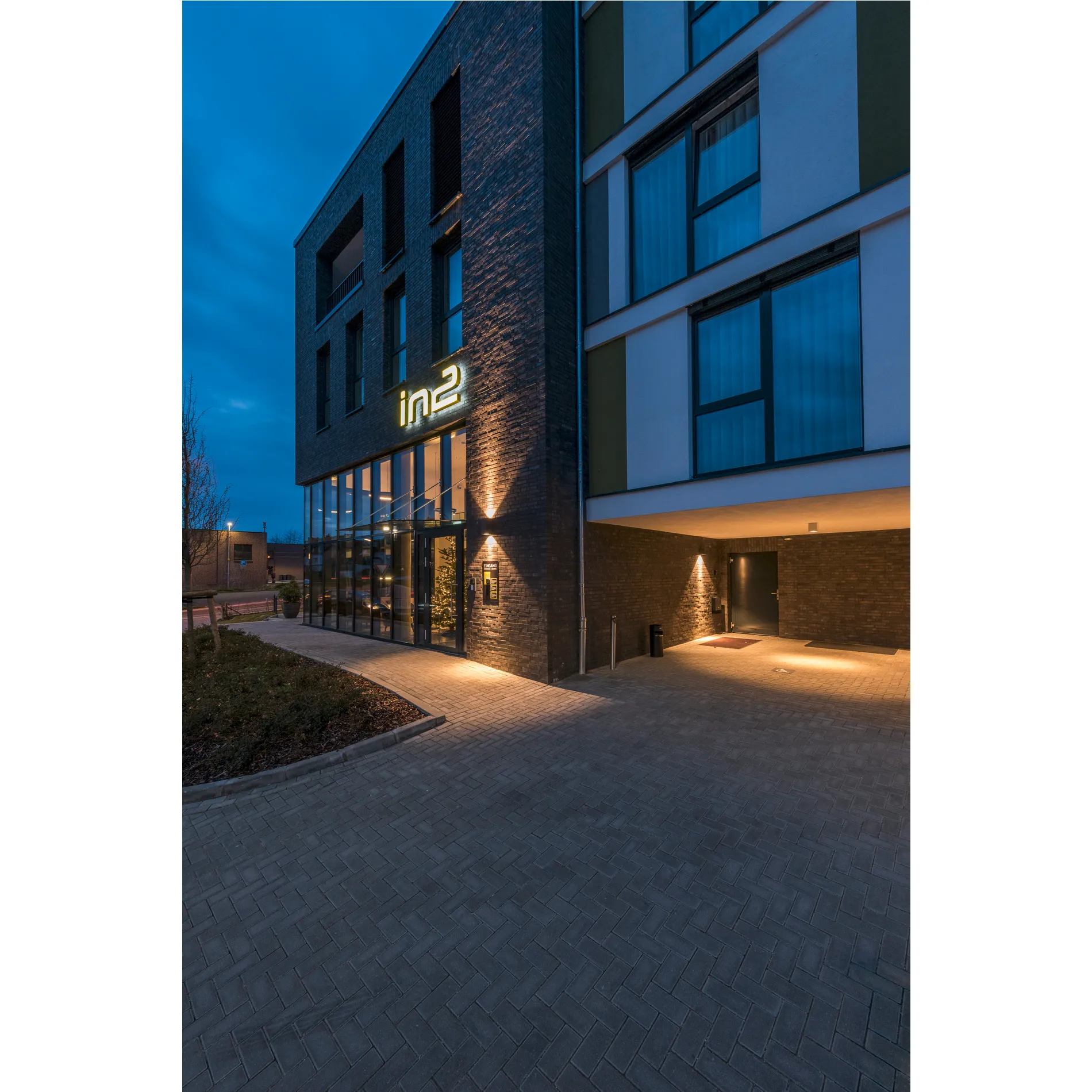 BIG THEO WALL, outdoor wandarmatuur, geschikt voor twee lichtbronnen,