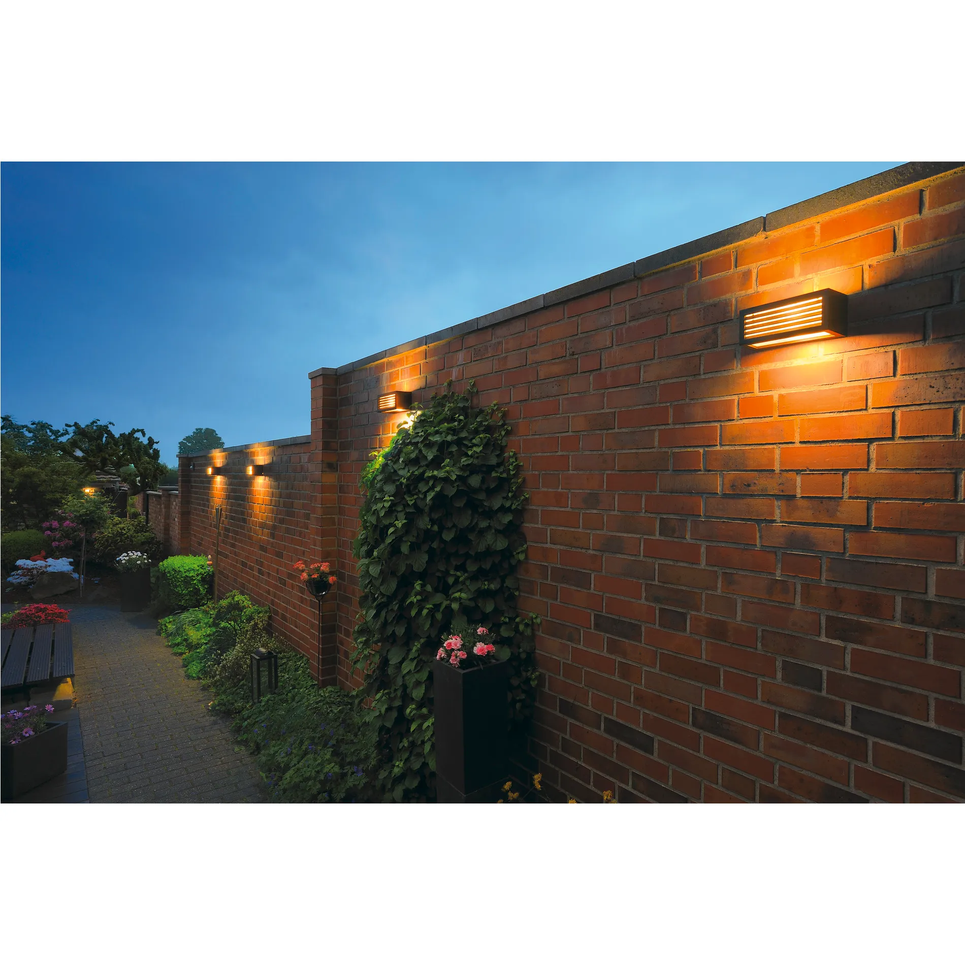 BOX-L E27, wandarmatuur, vierkant, antraciet, E27, max. 18W