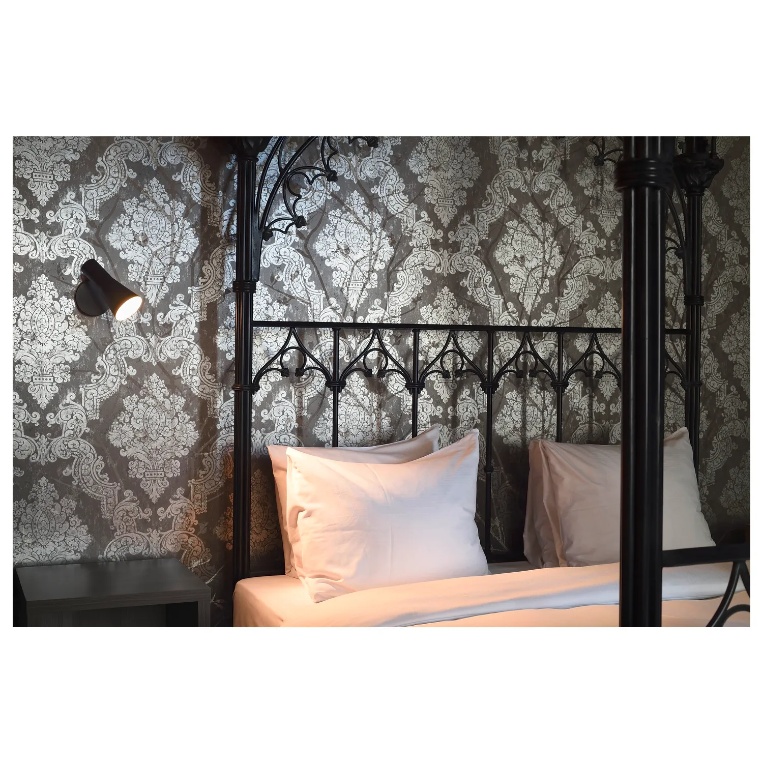 PHELIA, wandlamp, zwart, GU10, met schakelaar