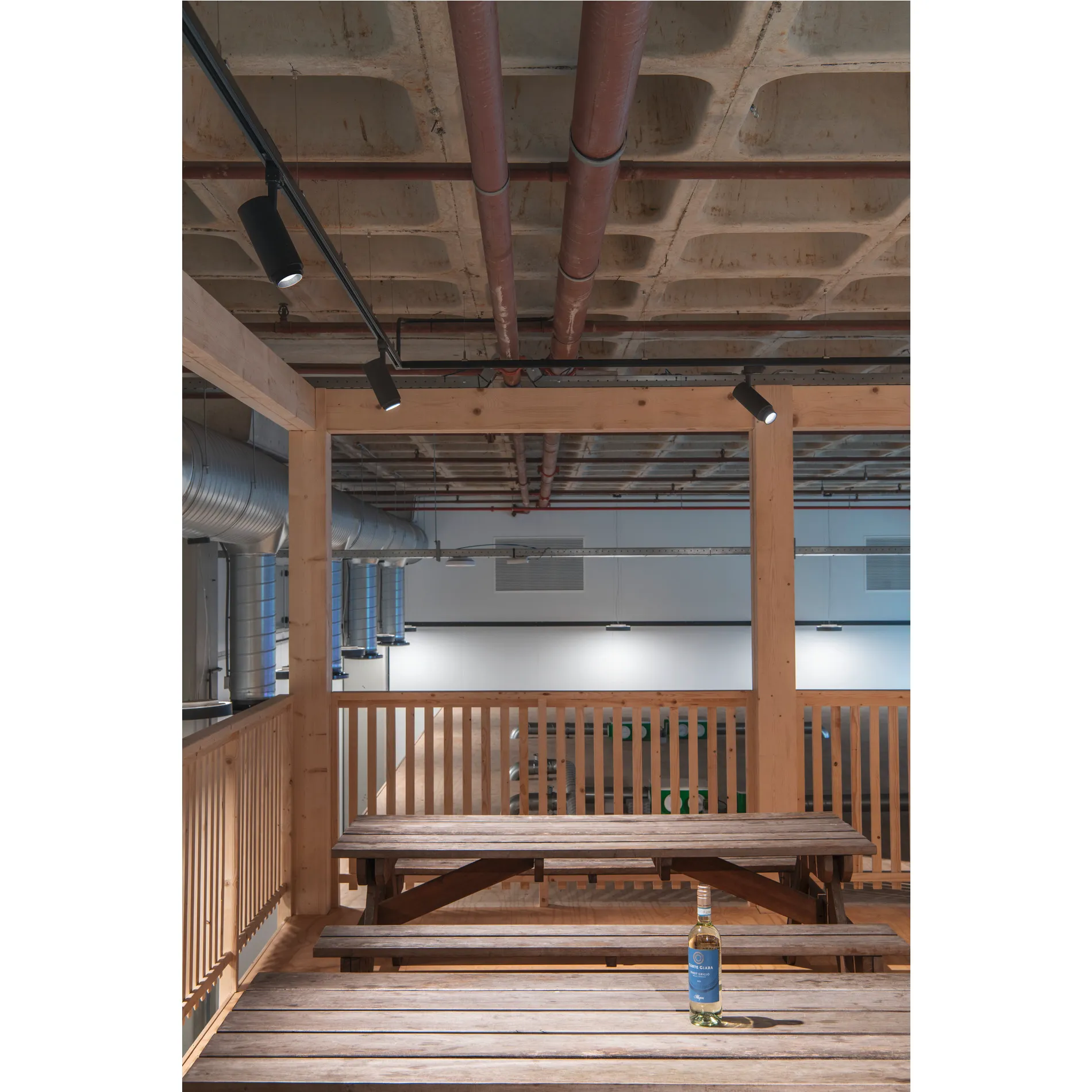 NUMINOS® ZOOM M PHASE, 3-fase spot zwart 20W 3000K 15-60°