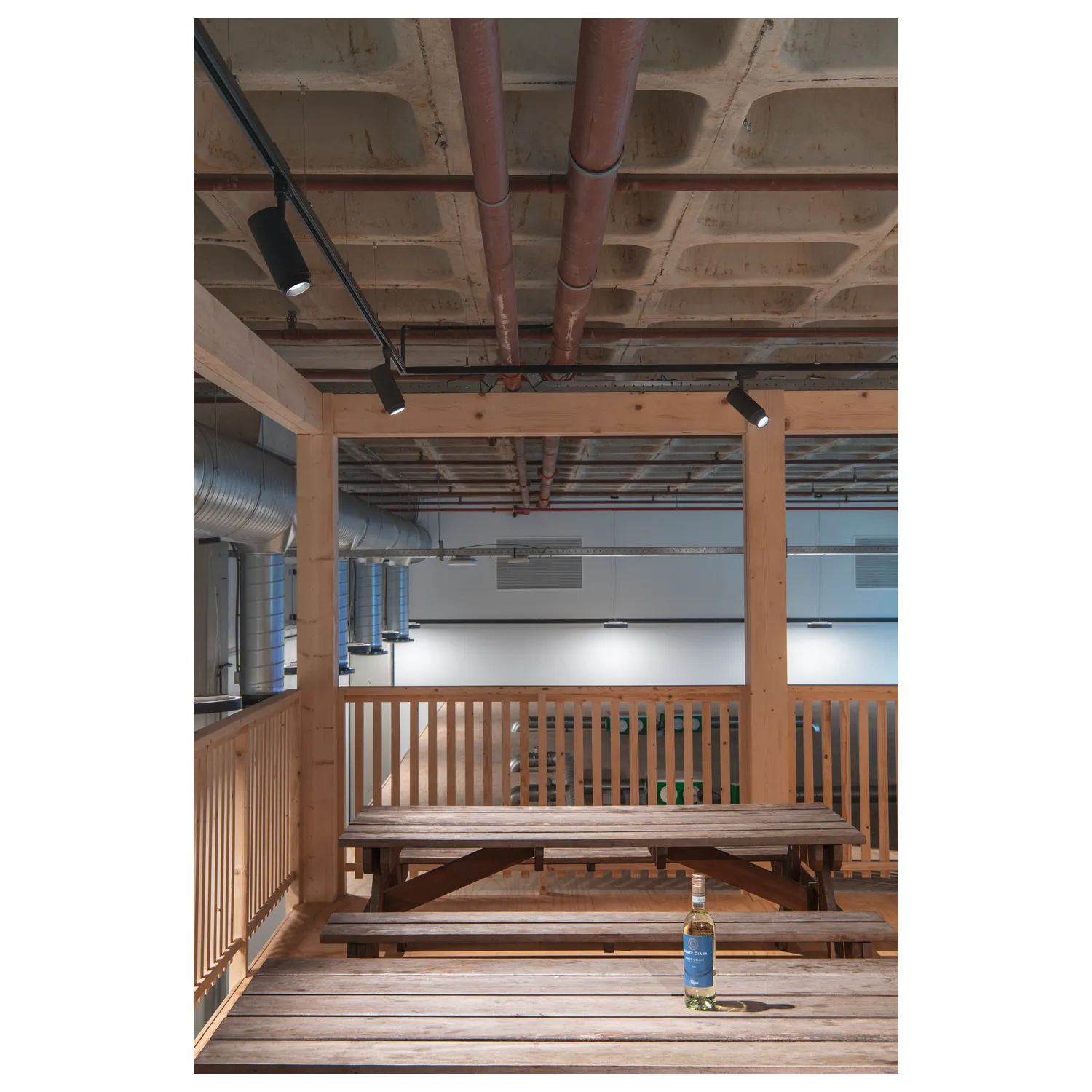 NUMINOS® ZOOM M PHASE, 3-fase spot zwart 20W 3000K 15-60°