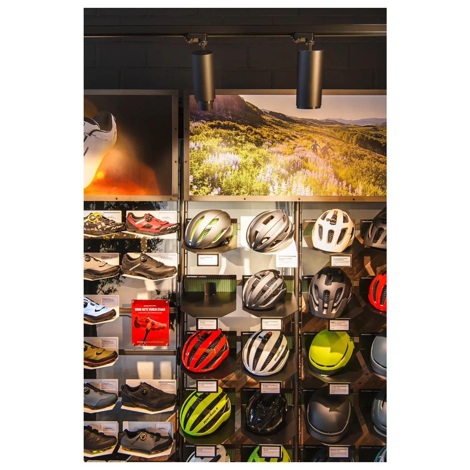 NUMINOS® ZOOM M PHASE, 3-fase spot zwart 20W 3000K 15-60°