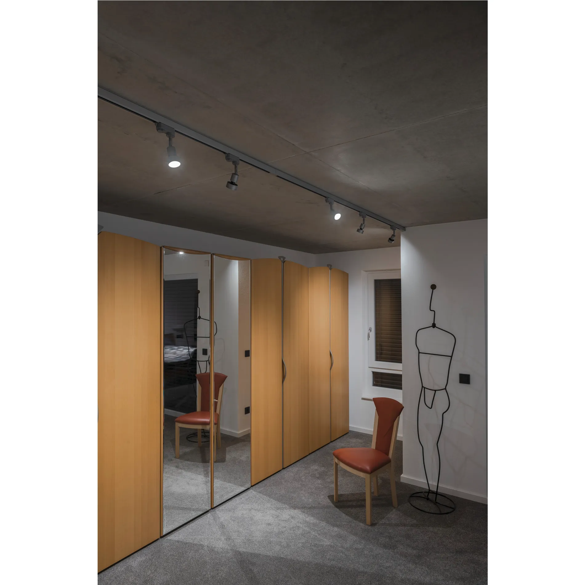 PURI, zilvergrijs, GU10, max. 50W, incl. 3-fase adapter