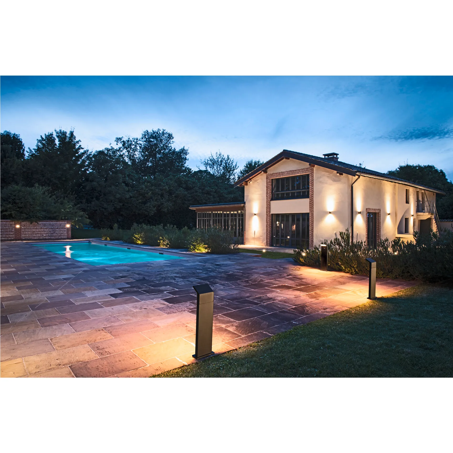 ORDI II, Pole 45, staande armatuur voor buiten, rechthoekig, 2200/3000